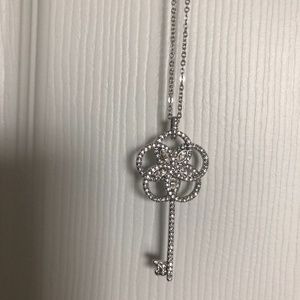 KEY PENDANT, WHITE, RHODIUM PLATED